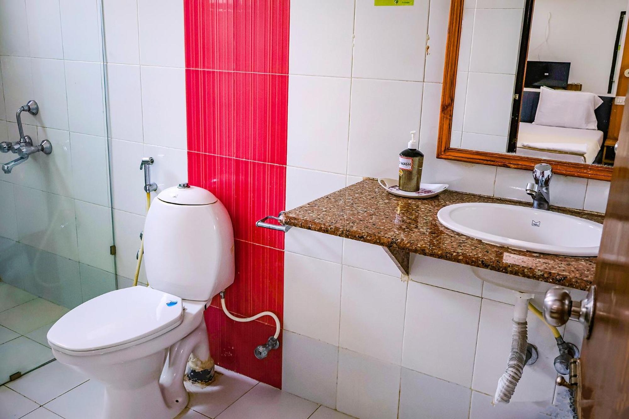 Fabescape Orient Royal Hotel Calangute Ngoại thất bức ảnh